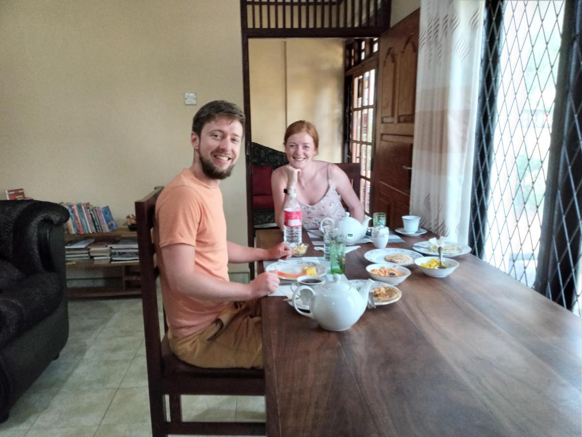 Water Front Home Stay And Resort Anuradhapura Esterno foto