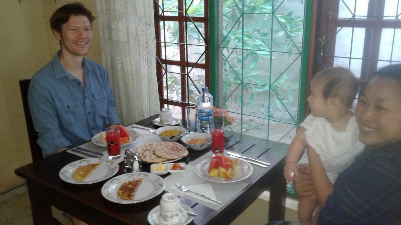 Water Front Home Stay And Resort Anuradhapura Esterno foto